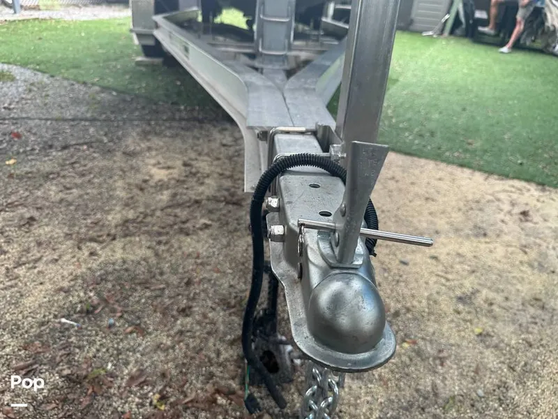 Slide: The Image of Tige R20 2012 - 14681402