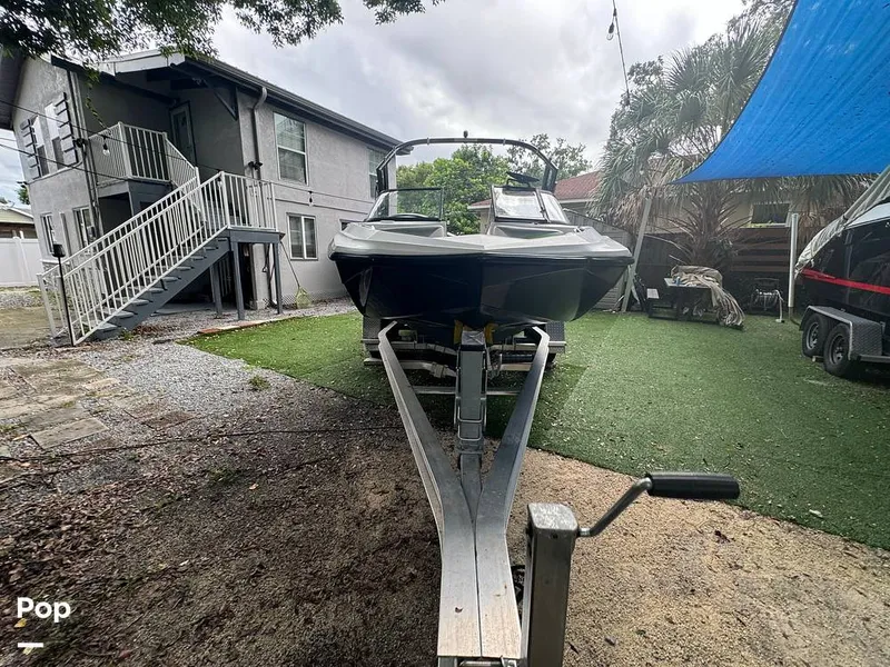 Slide: The Image of Tige R20 2012 - 14681368