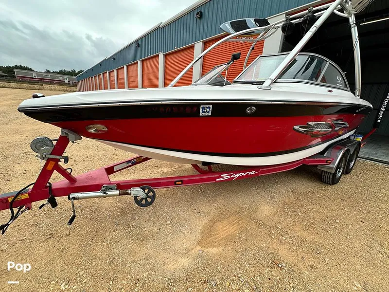 Slide: The Image of Supra Launch 21V 2004 - 14681643