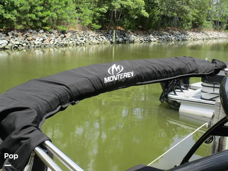 Slide: The Image of Monterey M-205 2022 - 15659776