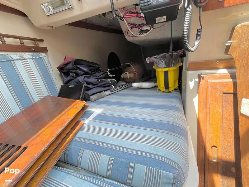 Slide: The Image of Quarter Berth - 14668106