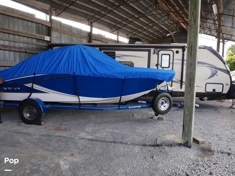 Slide: The Image of Glastron GT 207 2018 - 14675298