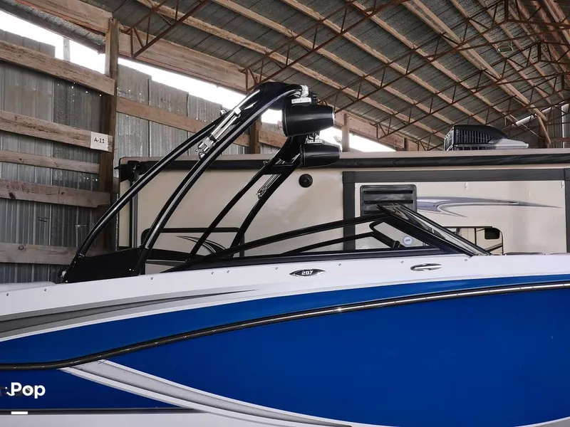 Slide: The Image of Glastron GT 207 2018 - 14675360