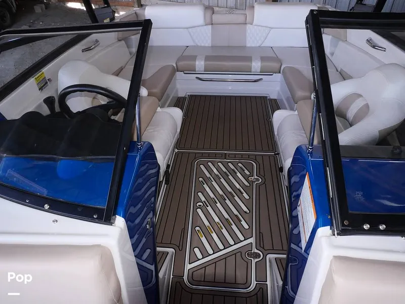 Slide: The Image of Glastron GT 207 2018 - 14675371