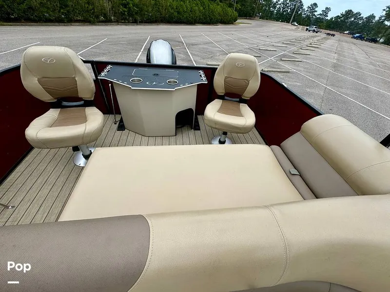 Slide: The Image of Veranda VF20F2 2022 - 14683349