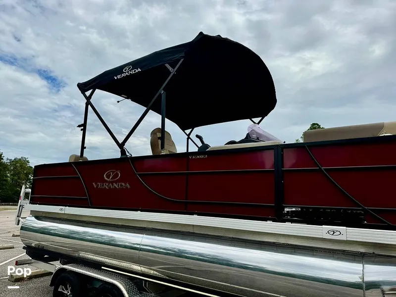 Slide: The Image of Veranda VF20F2 2022 - 14683319