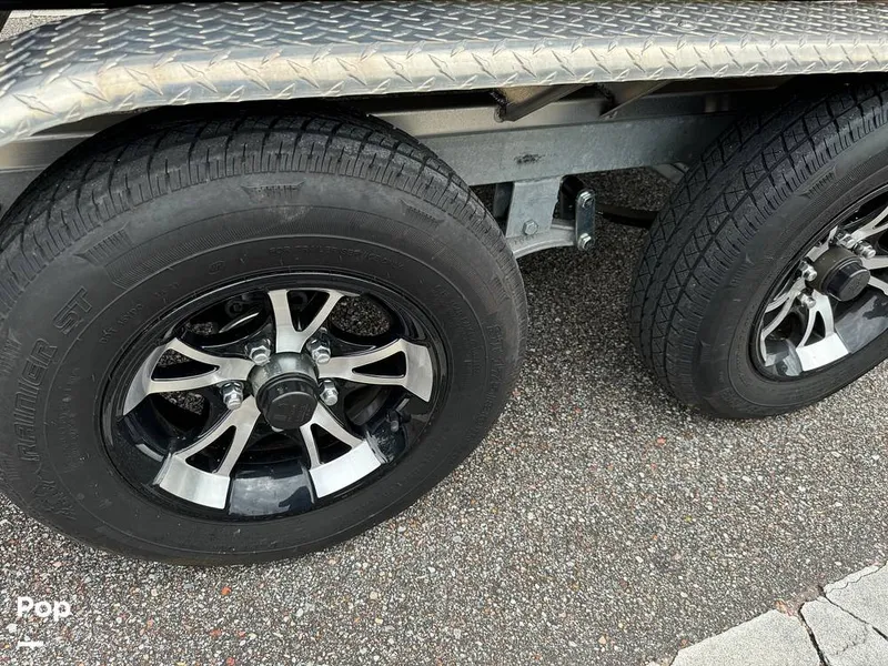 Slide: The Image of Veranda VF20F2 2022 - 14683422