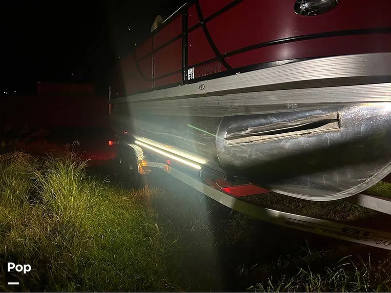 Slide: The Image of Veranda VF20F2 2022 - 14646857