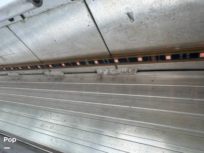 Slide: The Image of Veranda VF20F2 2022 - 14683323