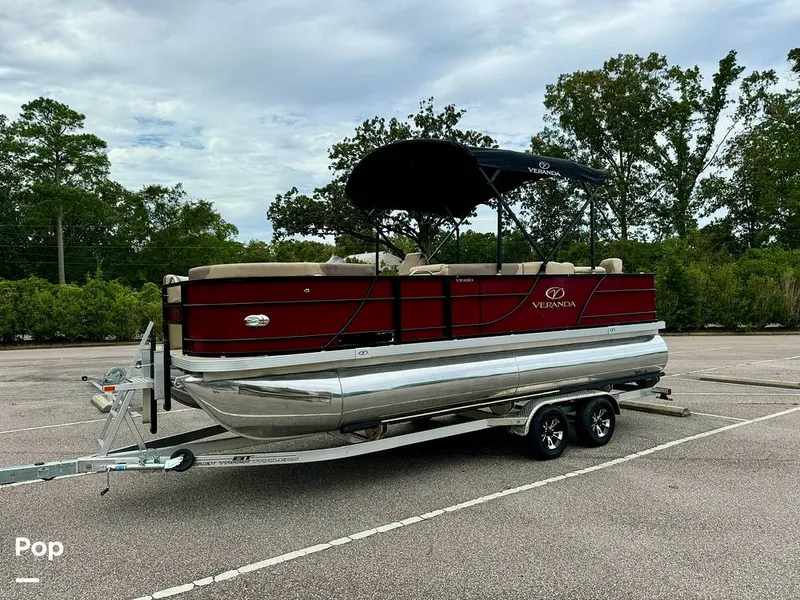 Slide: The Image of Veranda VF20F2 2022 - 14683329