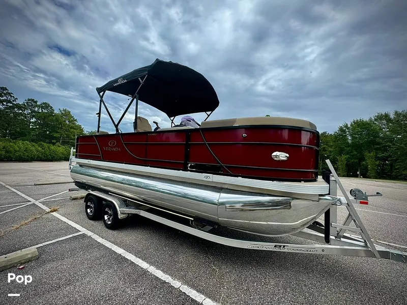 Slide: The Image of Veranda VF20F2 2022 - 14683340