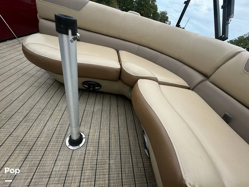 Slide: The Image of Veranda VF20F2 2022 - 14683346