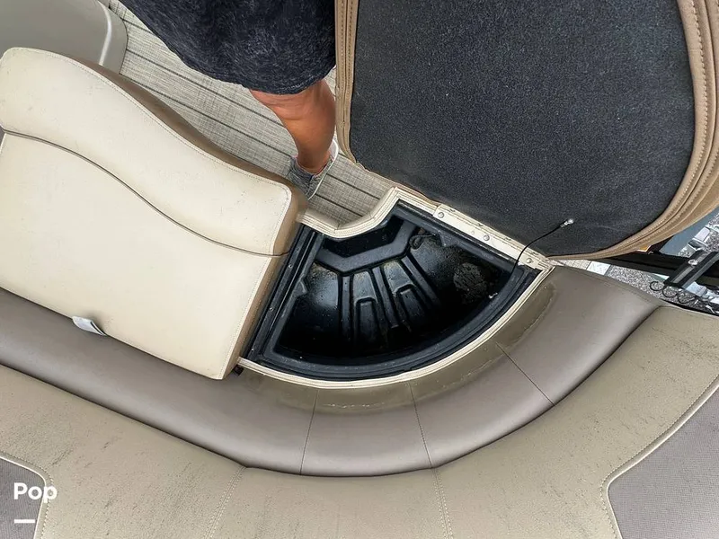 Slide: The Image of Veranda VF20F2 2022 - 14683359