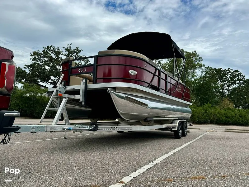 Slide: The Image of Veranda VF20F2 2022 - 14683325