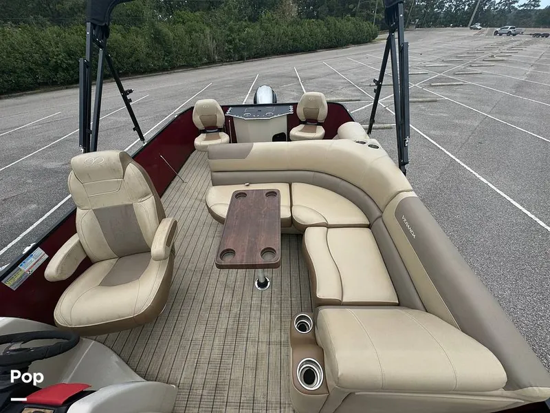 Slide: The Image of Veranda VF20F2 2022 - 14683368