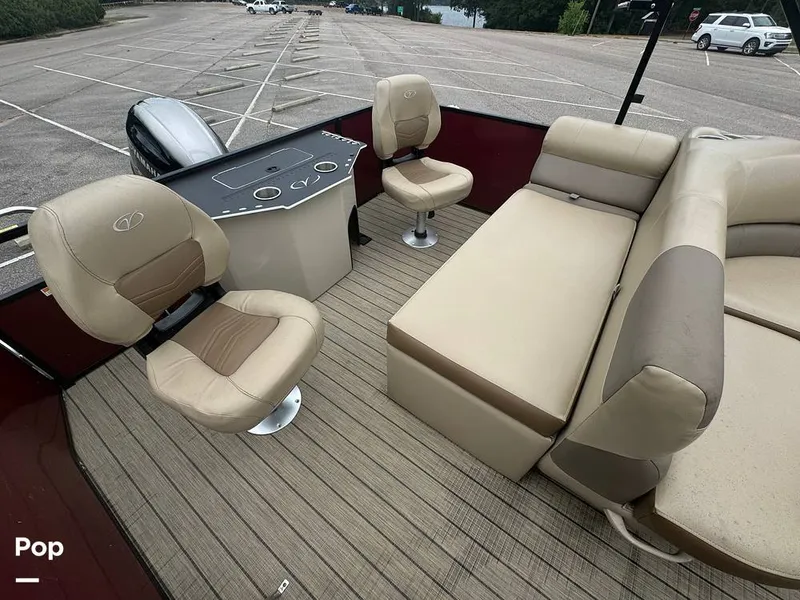 Slide: The Image of Veranda VF20F2 2022 - 14683389