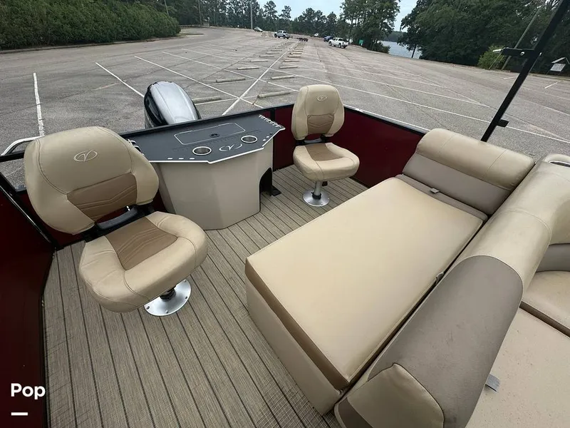 Slide: The Image of Veranda VF20F2 2022 - 14683390