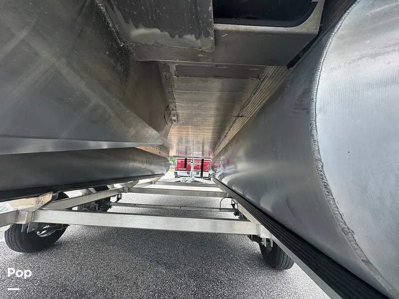 Slide: The Image of Veranda VF20F2 2022 - 14683410