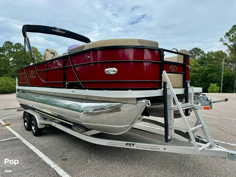 Slide: The Image of Veranda VF20F2 2022 - 14683424