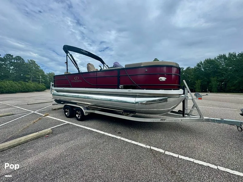 Slide: The Image of Veranda VF20F2 2022 - 14683425