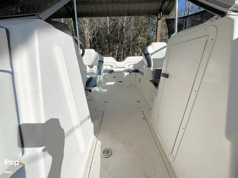 Slide: The Image of Windshield - Walk Through - 15072630