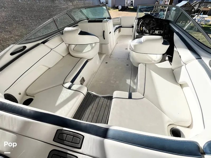 Slide: The Image of Updated Upholstery - 15072612