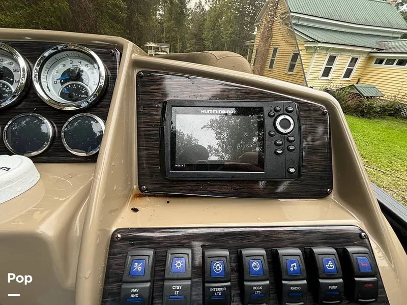 Slide: The Image of Sylvan Mirage 8522 Party Fish 2023 - 14695511