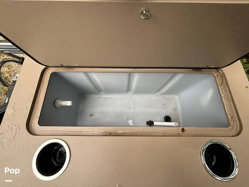 Slide: The Image of Sylvan Mirage 8522 Party Fish 2023 - 14695524