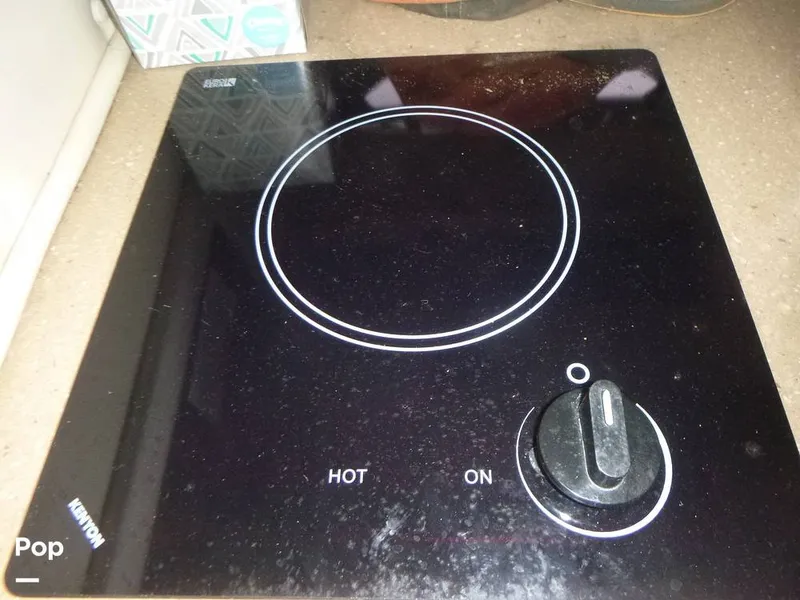 Slide: The Image of Cobalt 303 Day Cruiser 2011 - 14670029