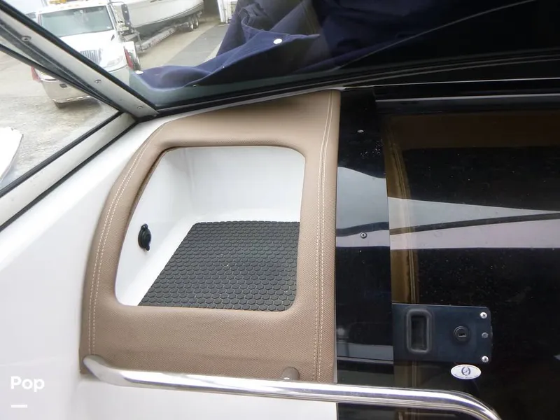 Slide: The Image of Cobalt 303 Day Cruiser 2011 - 14670039