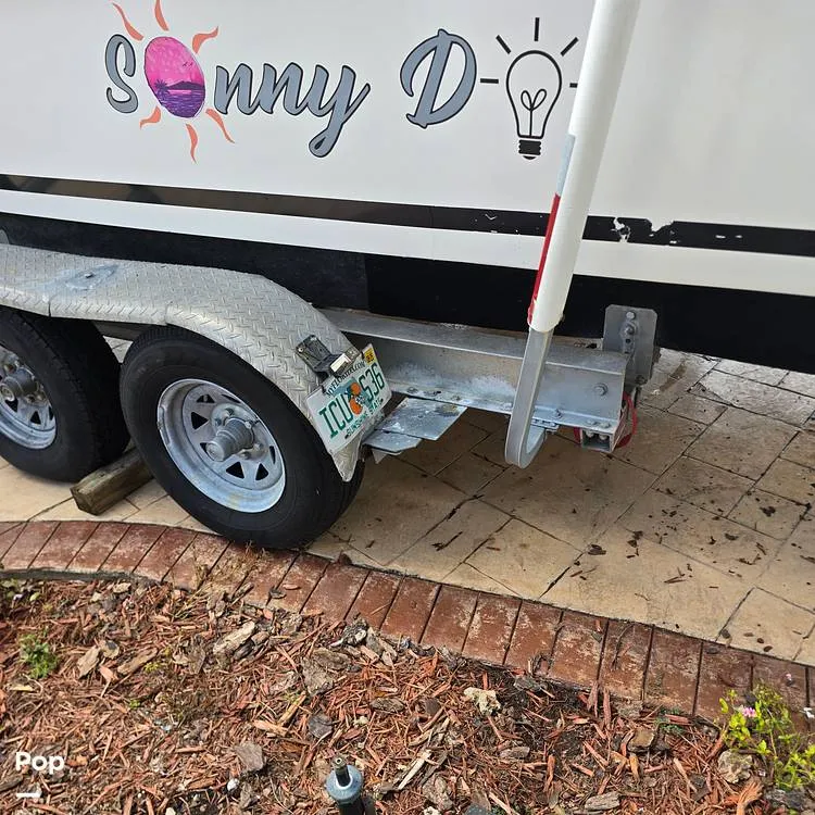 Slide: The Image of Pursuit 2470 2001 - 14777176