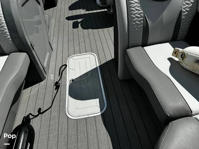 Slide: The Image of Godfrey Monaco 235 SB 2024 - 14780862