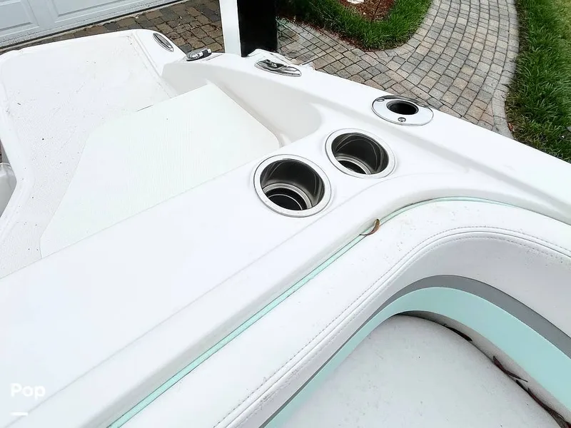 Slide: The Image of Beverage Holders - 15358805