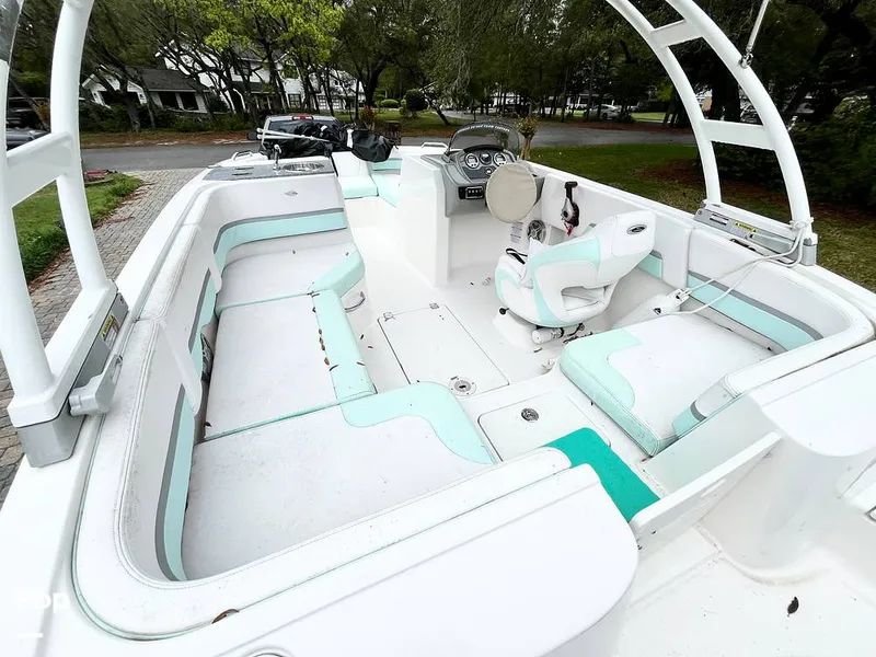 Slide: The Image of Cockpit Seating - 15358790