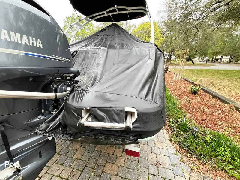 Slide: The Image of Cover - Storage - 15358816