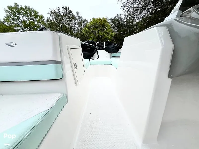 Slide: The Image of Windshield - Walk Through - 15358796