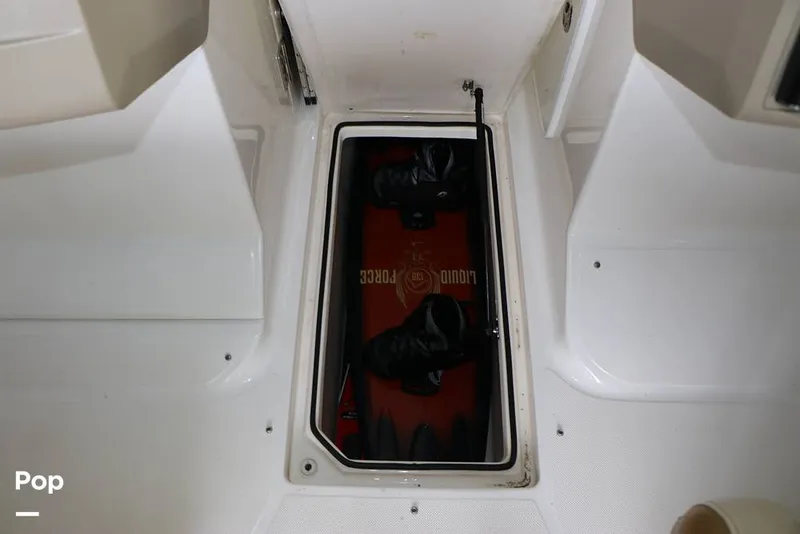 Slide: The Image of Regal 2700 ES 2010 - 14752167