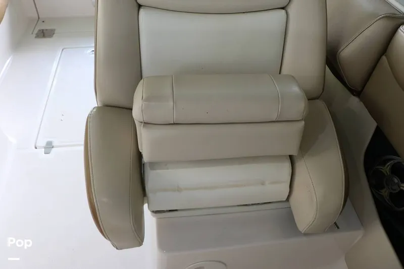 Slide: The Image of Regal 2700 ES 2010 - 14752170