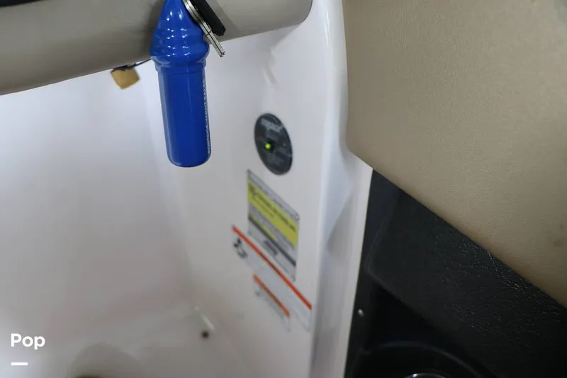 Slide: The Image of Regal 2700 ES 2010 - 14752177