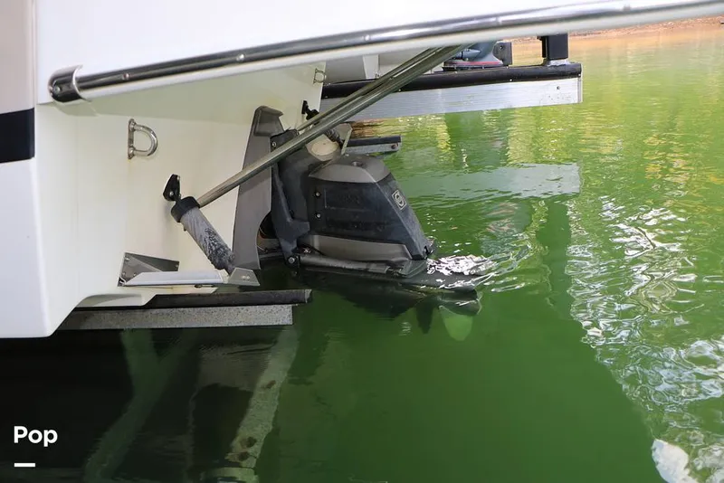 Slide: The Image of Regal 2700 ES 2010 - 14752143