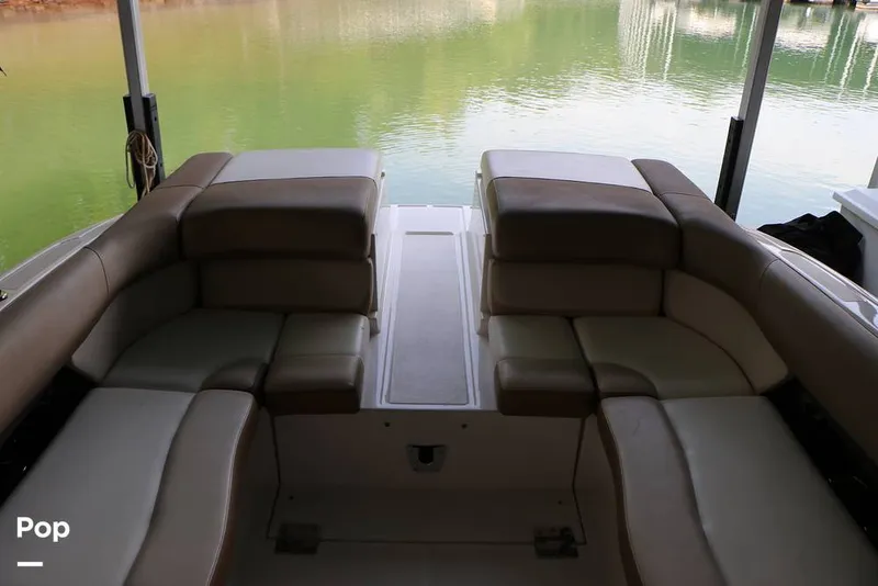 Slide: The Image of Regal 2700 ES 2010 - 14752195