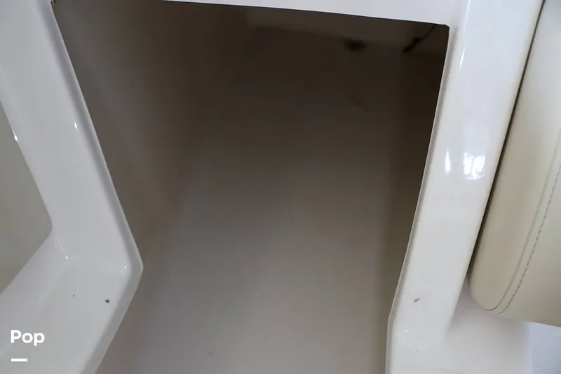 Slide: The Image of Regal 2700 ES 2010 - 14752220