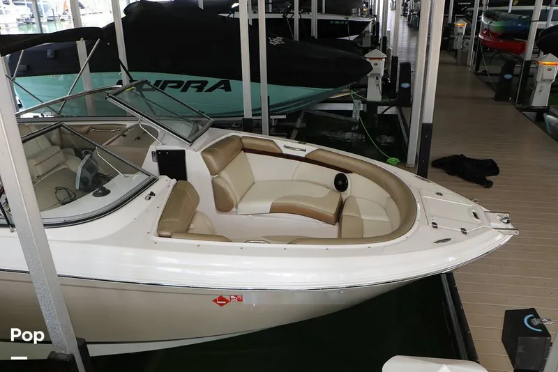 Slide: The Image of Regal 2700 ES 2010 - 14752239