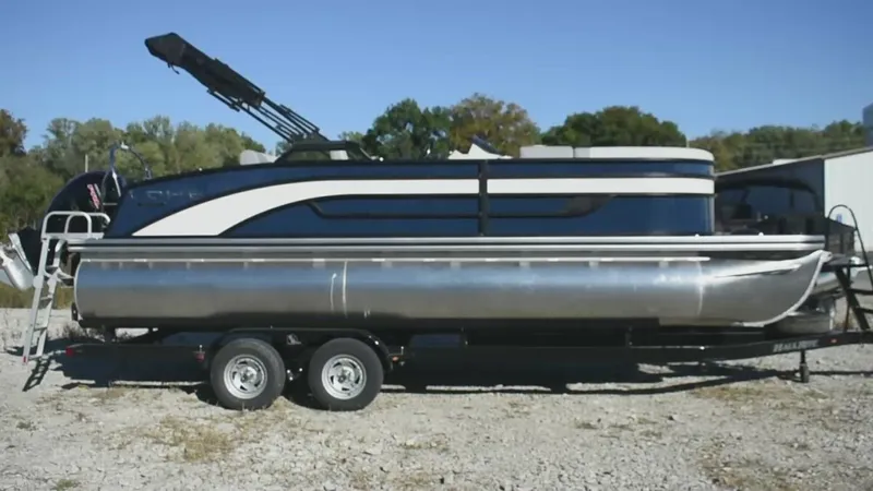 Slide: The Image of Goldline SS 230 DV Conversion Lounge Tritoon 2026 - 1