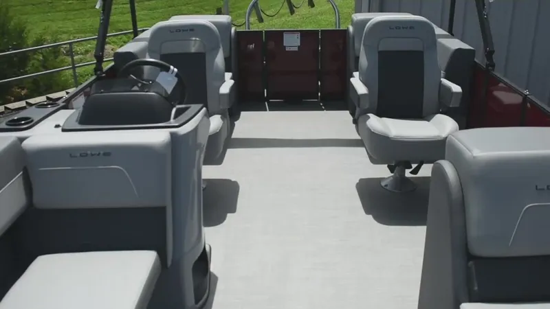 Slide: The Image of Goldline LS 210 WT Tritoon 2025 - 1