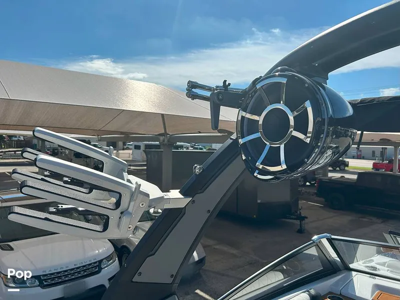 Slide: The Image of Tige ZX1 2019 - 14748797