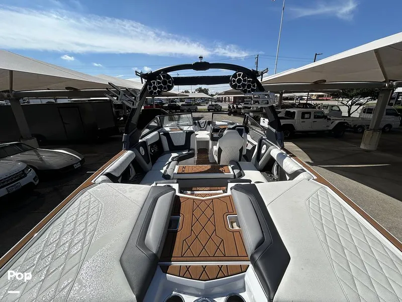 Slide: The Image of Tige ZX1 2019 - 14748789