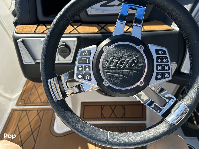 Slide: The Image of Tige ZX1 2019 - 14748822