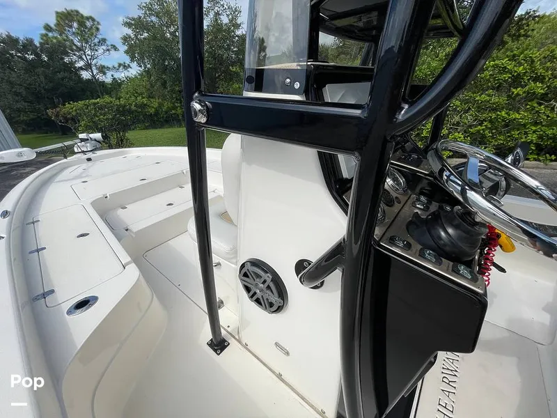 Slide: The Image of Shearwater 25 LTZ Limited Edition 2018 - 14707620