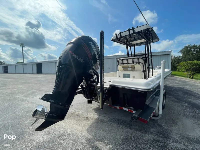 Slide: The Image of Shearwater 25 LTZ Limited Edition 2018 - 14707601